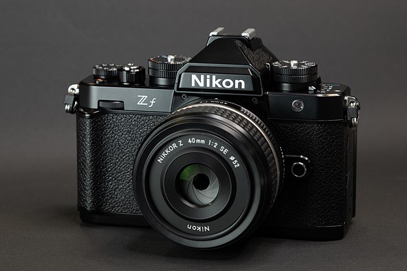 Nikon Zf : Retro'dan Esinlenen Tam Çerçeve Fotoğraf Makinesine İlk Bakış