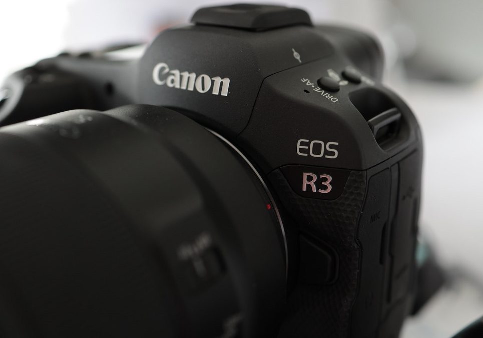 Merakla Beklenen Canon EOS R3 Mark II Tanıtılıyor: İlham Veren Yenilikler